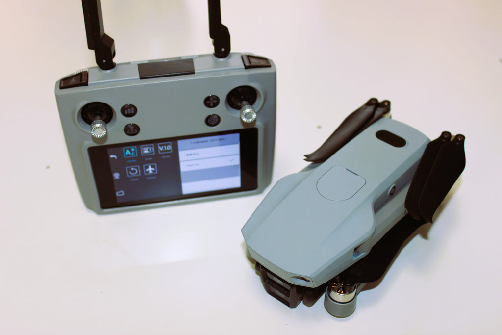 GPS Fishing Drone Parachute Drop 4.5-inch touchscreen Drone Long Flight Time 200g Bait Load  HD Professional Camera 3000M Gift